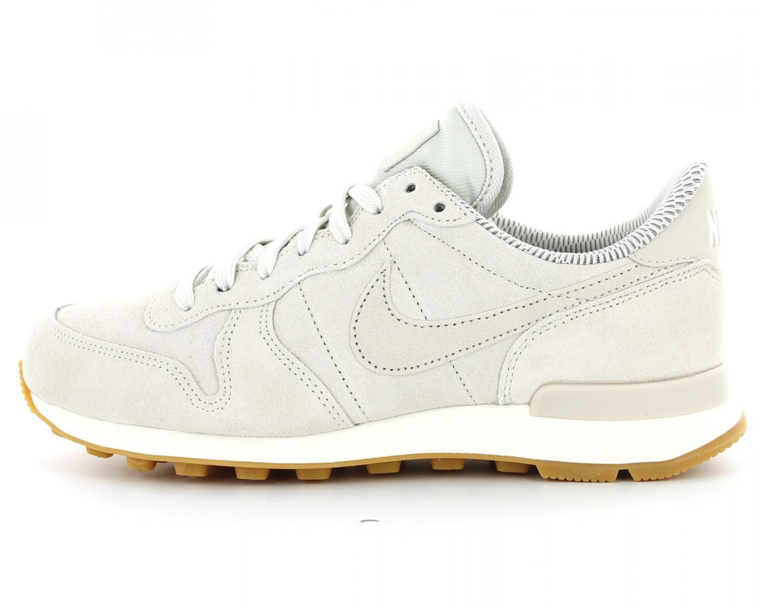 nike femme internationalist beige