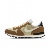 nike internationalist homme beige
